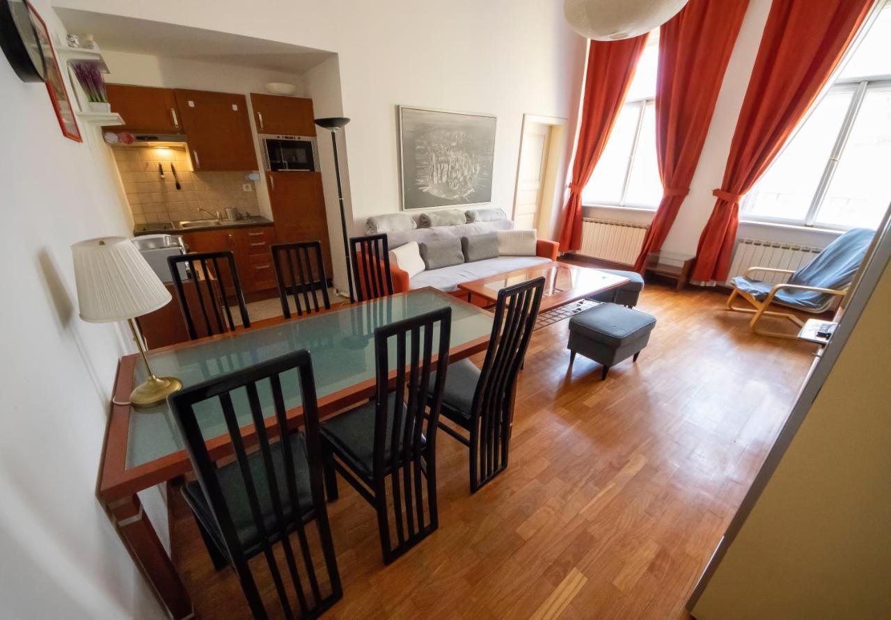 Autentic Apartments Platnerska Praga Zewnętrze zdjęcie